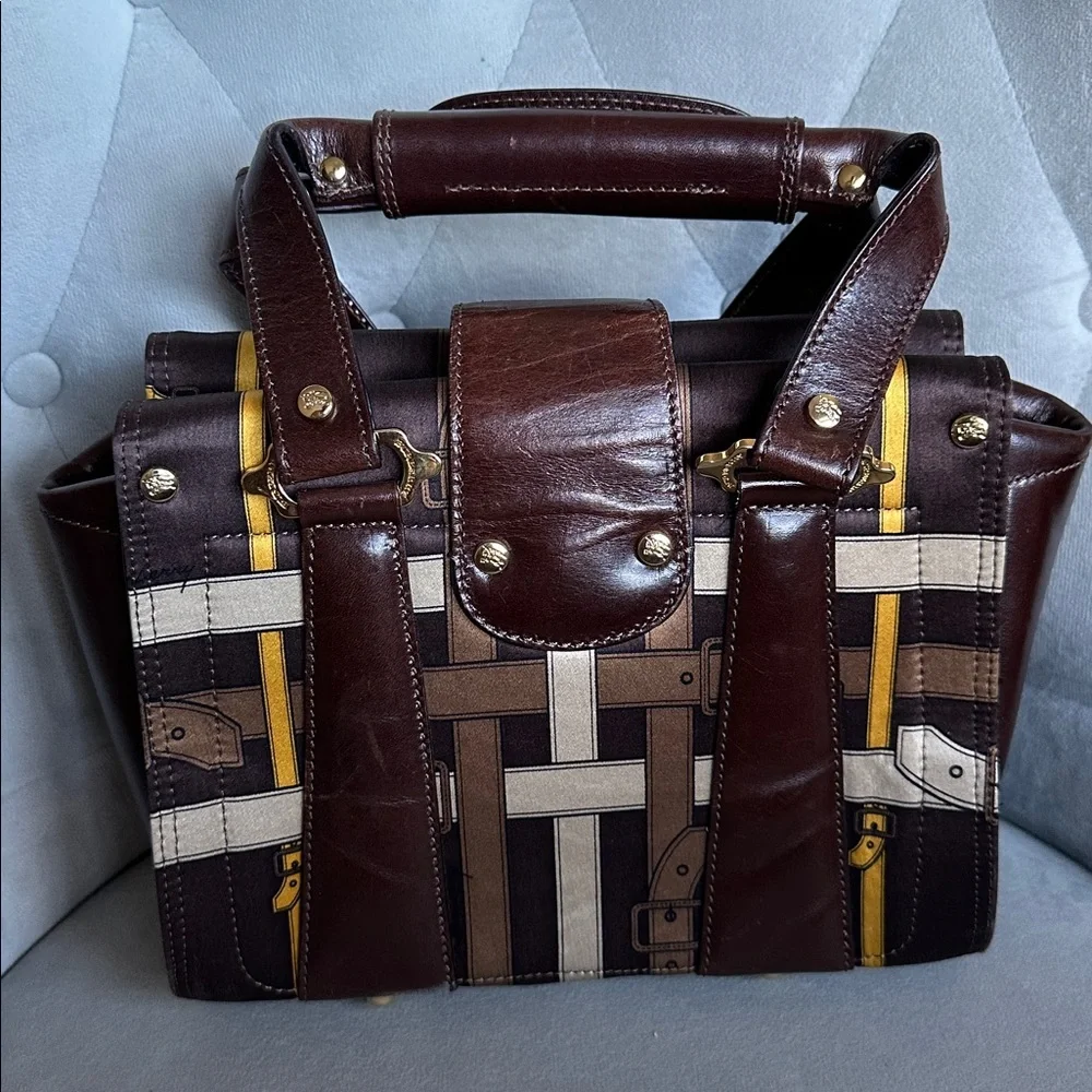 Burberry Rare Bag authentic COA